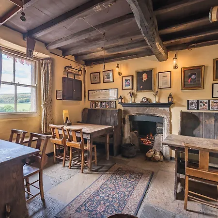 Craven Shepherd Huts 山林小屋